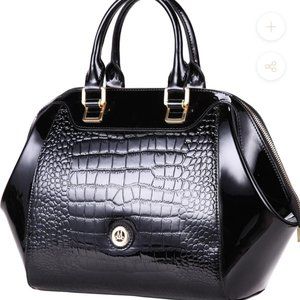 Misty USA Genuine Italian Leather Purse